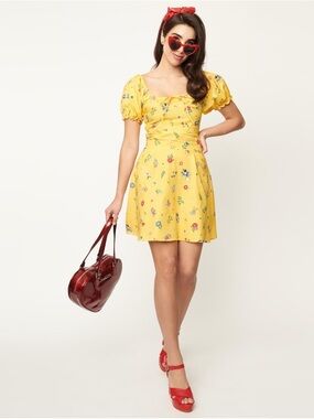 NWT Disney Cakeworthy Snow White & Seven Dwarfs Puff Sleeve Dress Size S